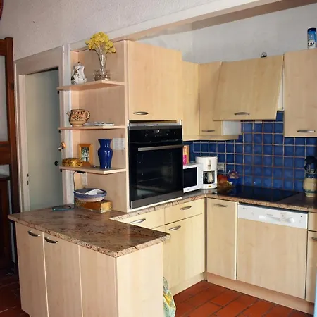 Holiday home Petit Mas Au Paradis Avec Piscine Pour 6 Personnes La Londe-les-Maures