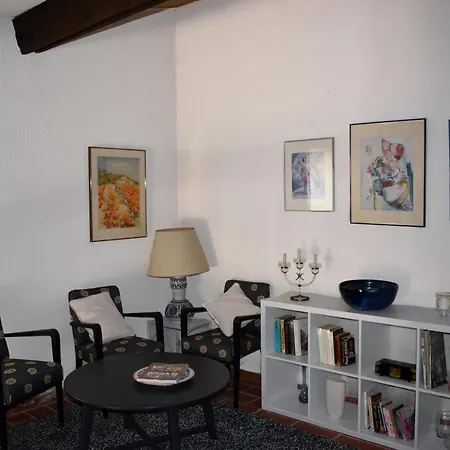 Casa de Férias Petit Mas Au Paradis Avec Piscine Pour 6 Personnes La Londe-les-Maures